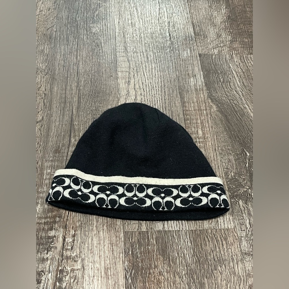 Coach Black‎ Beanie with Logo Pattern